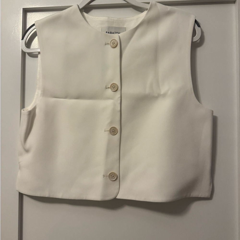 Aritzia White Button-Up Sleeveless Top